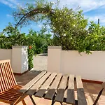 Blife Salinya Private At N125 * Olhão