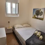 Blife Salinya Private At N125