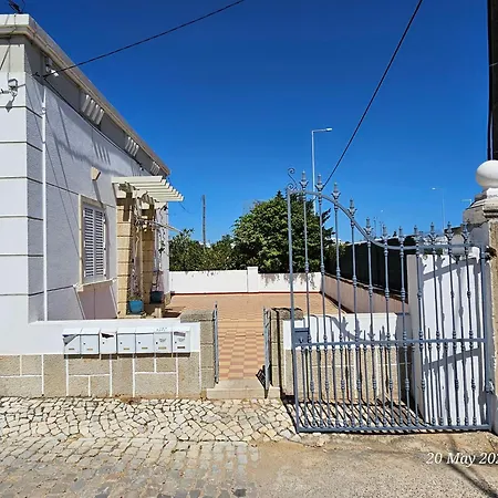 Quarto em Acomodações Particulares Blife Salinya Private At N125 Olhão