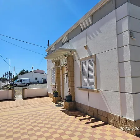 Blife Salinya Private At N125 Homestay Olhao