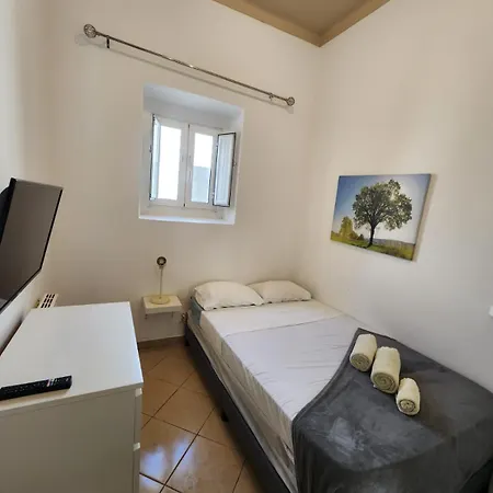 Blife Salinya Private At N125 Olhão